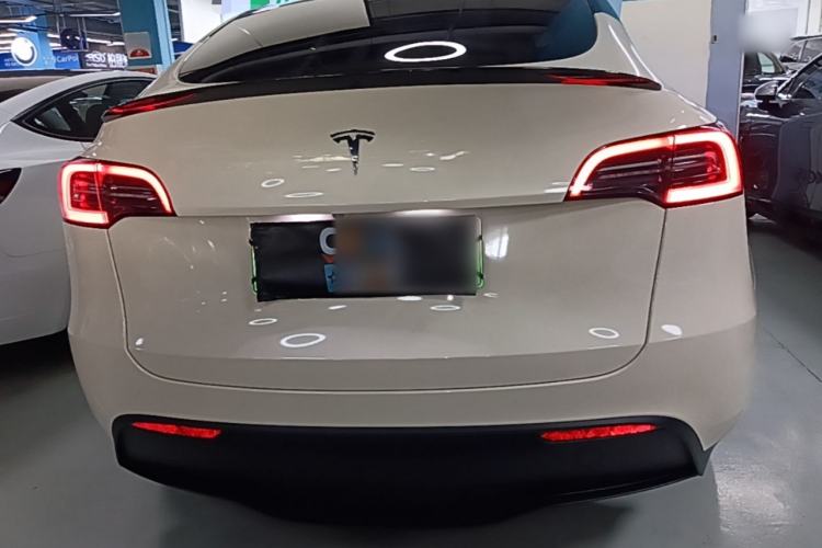 Used Tesla Model Y 2023 Rear-Wheel-Drive Version Rear