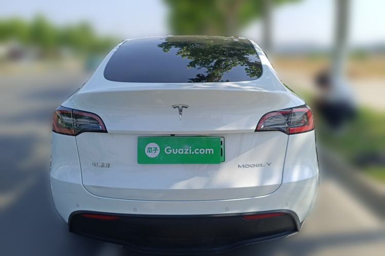 Used Tesla Model Y 2023 Long-Range All-Wheel-Drive Version Rear