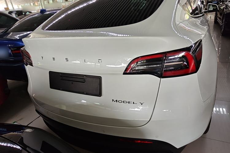 Used Tesla Model Y 2023 Rear-Wheel-Drive Version Rear