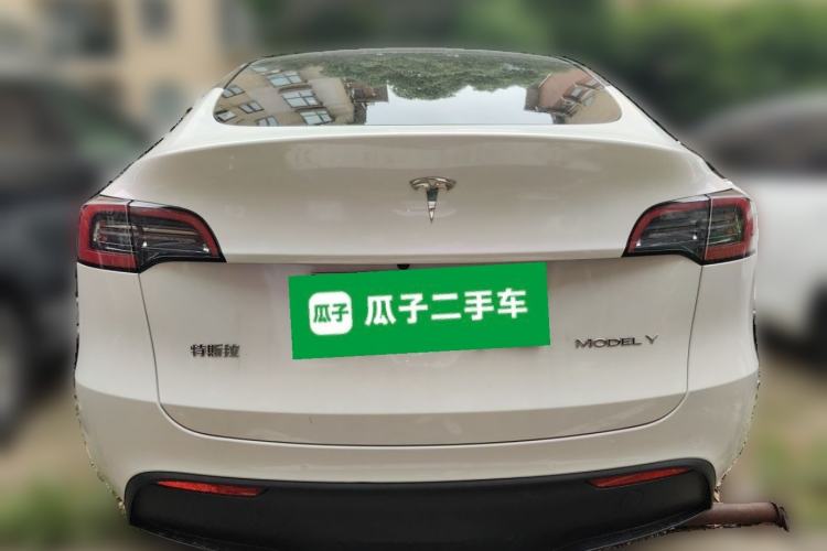 Used Tesla Model Y 2023 Rear-Wheel-Drive Version Rear