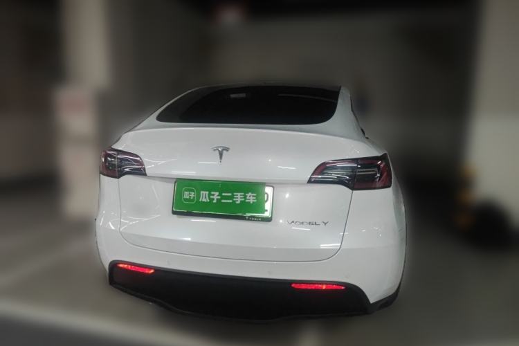 Used Tesla Model Y 2023 Long-Range All-Wheel-Drive Version Rear