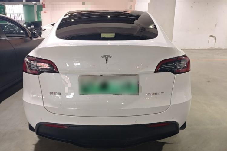 Used Tesla Model Y 2023 Long-Range All-Wheel-Drive Version Rear