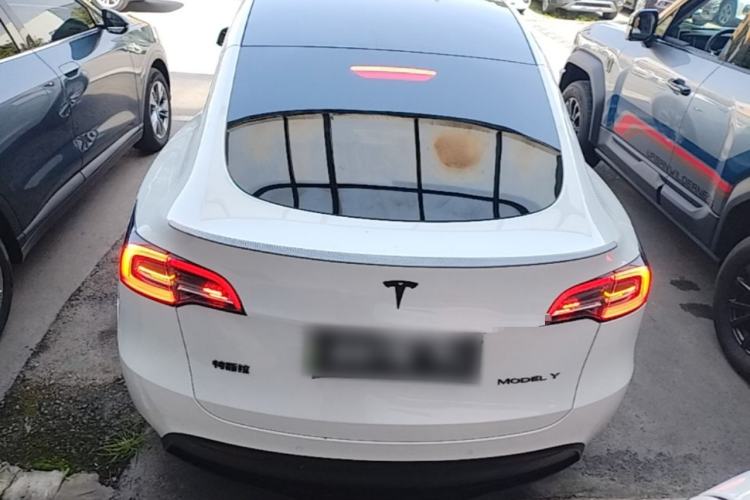 Used Tesla Model Y 2023 Rear-Wheel-Drive Version Rear
