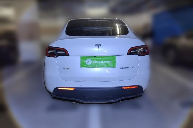 Used Tesla Model Y 2023 Long-Range All-Wheel-Drive Version Rear