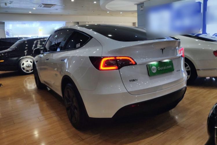 Used Tesla Model Y 2023 Rear-Wheel-Drive Version Rear Left 45 Deg