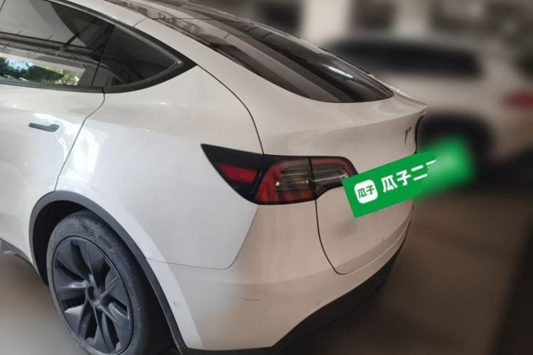 Used Tesla Model Y 2023 Rear-Wheel-Drive Version Rear Left 45 Deg