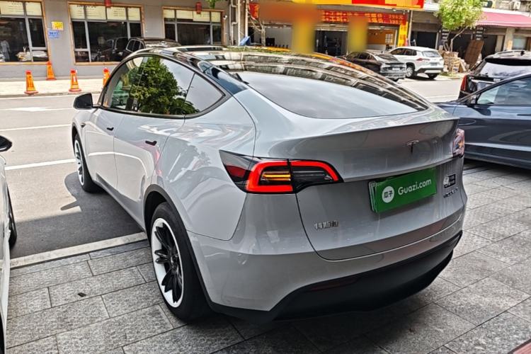 Used Tesla Model Y 2023 Rear-Wheel-Drive Version Rear Left 45 Deg