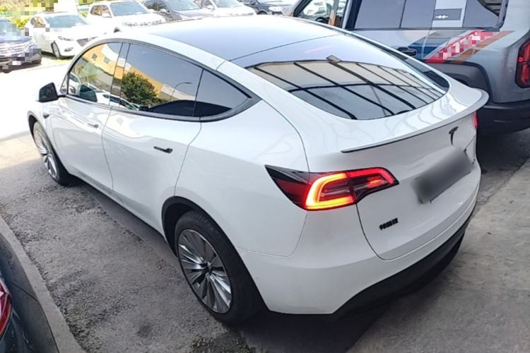 Used Tesla Model Y 2023 Rear-Wheel-Drive Version Rear Left 45 Deg