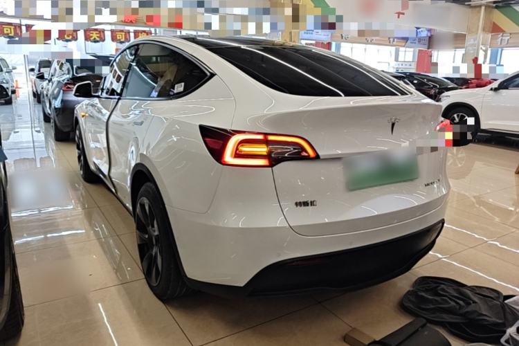 Used Tesla Model Y 2023 Rear-Wheel-Drive Version Rear Left 45 Deg