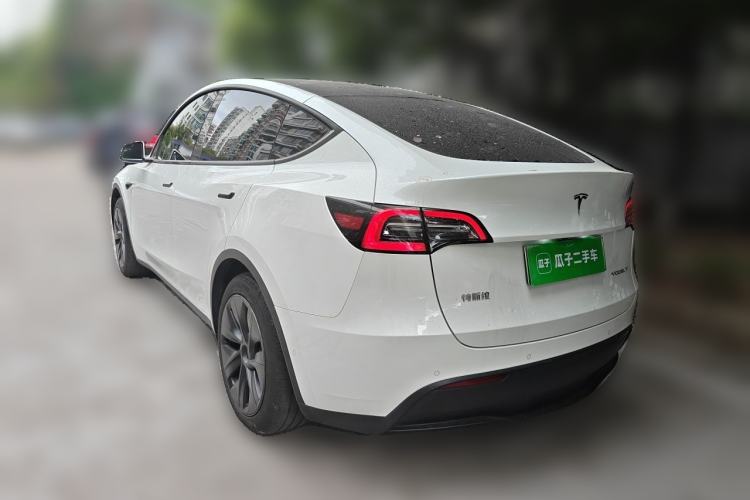 Used Tesla Model Y 2023 Rear-Wheel-Drive Version Rear Left 45 Deg