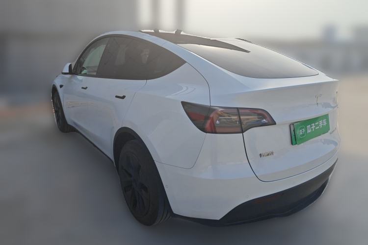Used Tesla Model Y 2023 Rear-Wheel-Drive Version Rear Left 45 Deg