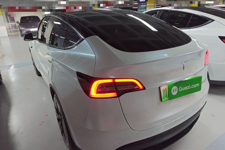Used Tesla Model Y 2023 Rear-Wheel-Drive Version Rear Left 45 Deg
