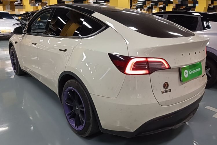 Used Tesla Model Y 2023 Rear-Wheel-Drive Version Rear Left 45 Deg