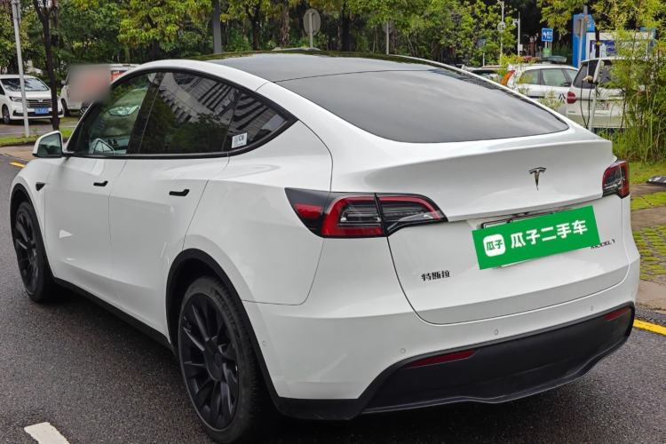 Used Tesla Model Y 2023 Rear-Wheel-Drive Version Rear Left 45 Deg