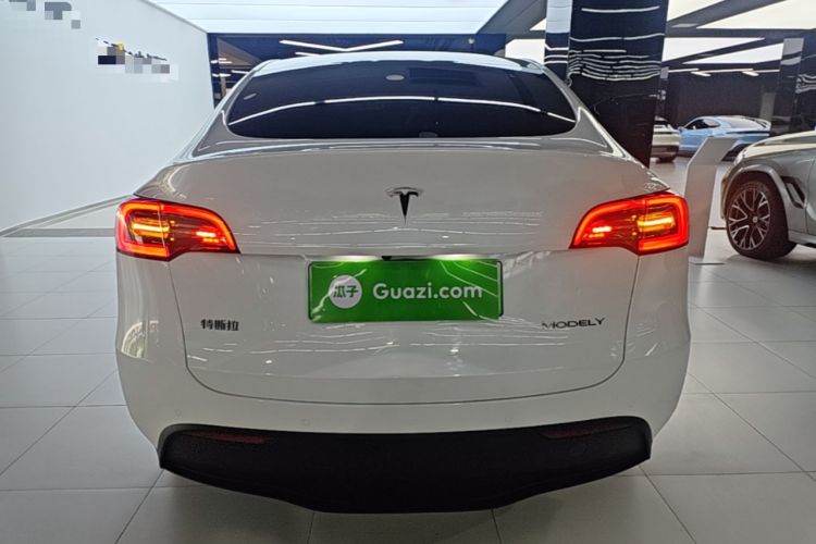 Used Tesla Model Y 2023 Rear-Wheel-Drive Version Rear