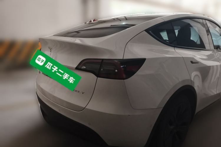 Used Tesla Model Y 2023 Rear-Wheel-Drive Version Rear Right 45 Deg