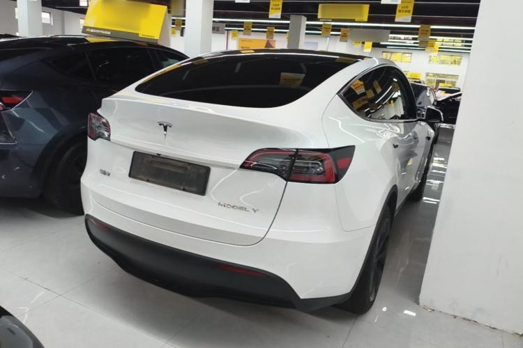 Used Tesla Model Y 2023 Rear-Wheel-Drive Version Rear Right 45 Deg