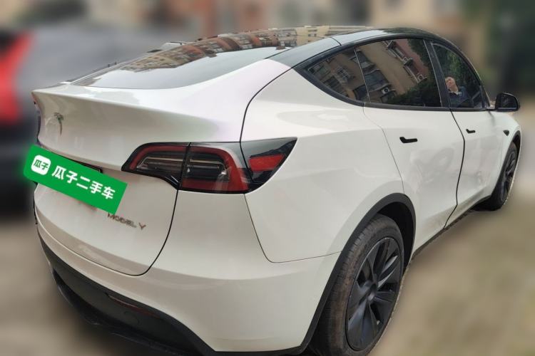 Used Tesla Model Y 2023 Rear-Wheel-Drive Version Rear Right 45 Deg