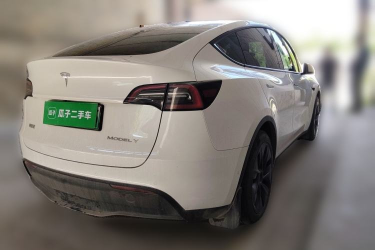 Used Tesla Model Y 2023 Rear-Wheel-Drive Version Rear Right 45 Deg