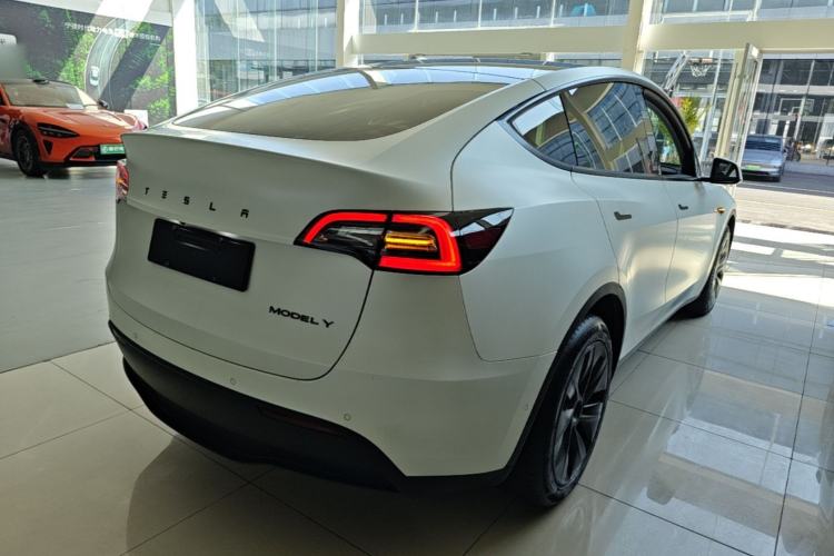 Used Tesla Model Y 2023 Long-Range All-Wheel-Drive Version Rear Right 45 Deg