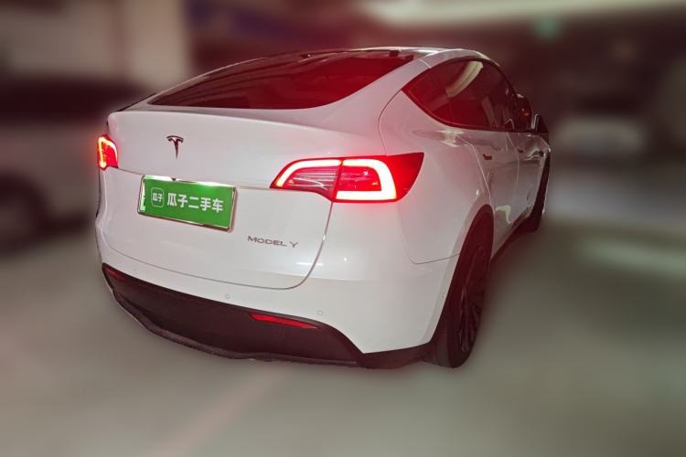 Used Tesla Model Y 2023 Rear-Wheel-Drive Version Rear Right 45 Deg