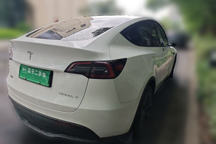 Used Tesla Model Y 2023 Long-Range All-Wheel-Drive Version Rear Right 45 Deg