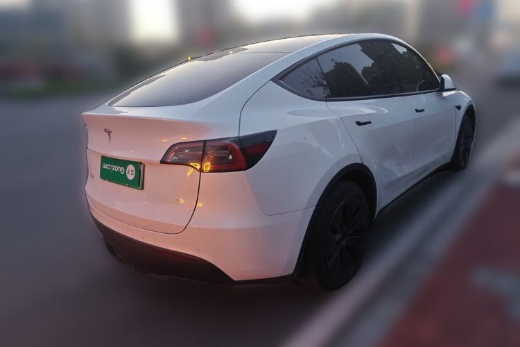Used Tesla Model Y 2023 Rear-Wheel-Drive Version Rear Right 45 Deg