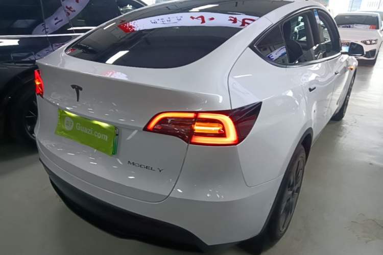 Used Tesla Model Y 2023 Long-Range All-Wheel-Drive Version Rear Right 45 Deg