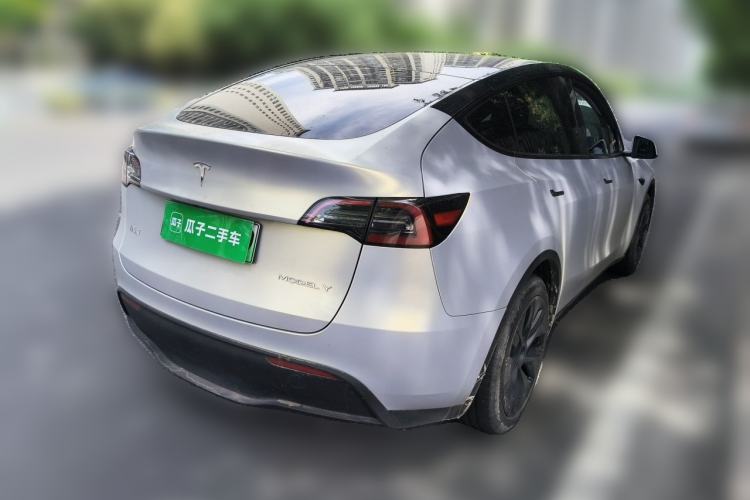 Used Tesla Model Y 2023 Rear-Wheel-Drive Version Rear Right 45 Deg