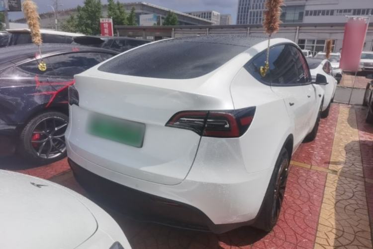 Used Tesla Model Y 2023 Long-Range All-Wheel-Drive Version Rear Right 45 Deg