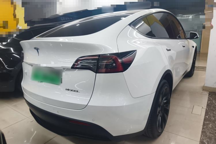 Used Tesla Model Y 2023 Rear-Wheel-Drive Version Rear Right 45 Deg