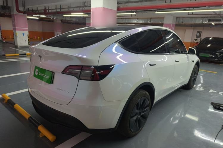 Used Tesla Model Y 2023 Rear-Wheel-Drive Version Rear Right 45 Deg
