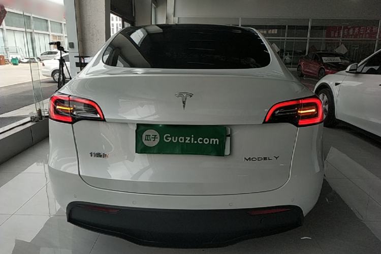 Used Tesla Model Y 2023 Long-Range All-Wheel-Drive Version Rear