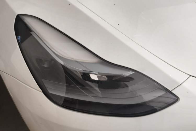 Used Tesla Model Y 2023 Rear-Wheel-Drive Version Right Front Headlight