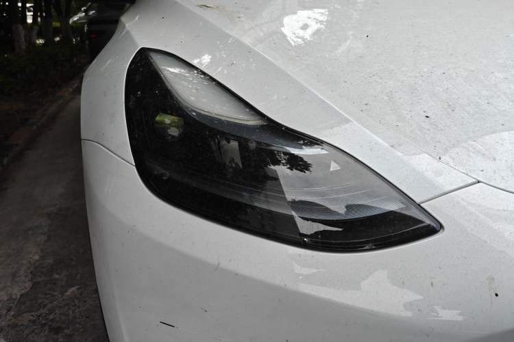 Used Tesla Model Y 2023 Rear-Wheel-Drive Version Right Front Headlight