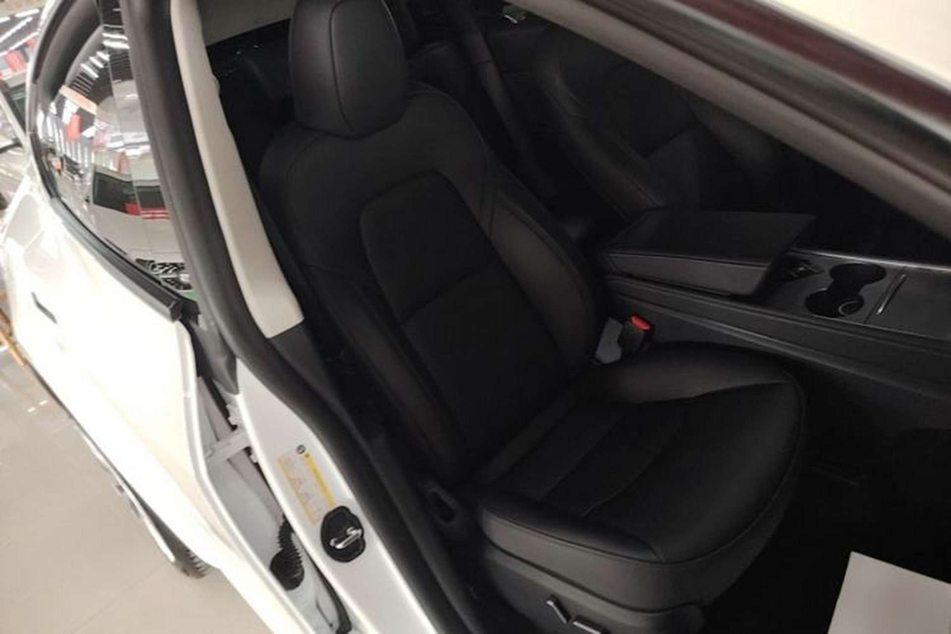 Used Tesla Model Y 2023 Long-Range All-Wheel-Drive Version Right Front Seat