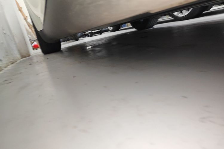 Used Tesla Model Y 2023 Rear-Wheel-Drive Version Right Side Sill