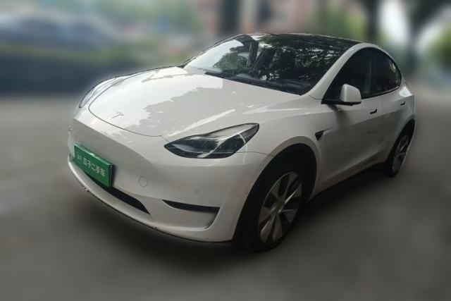 Used Tesla Model Y 2023 Long-Range All-Wheel-Drive Version