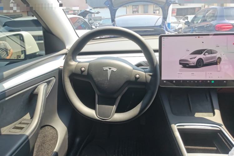 Used Tesla Model Y 2023 Rear-Wheel-Drive Version Steering Wheel