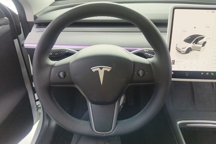 Used Tesla Model Y 2023 Rear-Wheel-Drive Version Steering Wheel