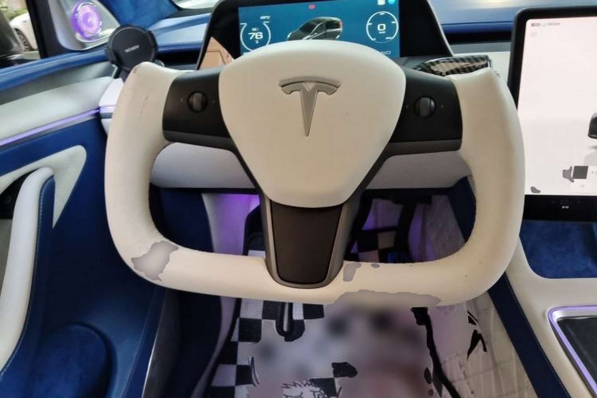 Used Tesla Model Y 2023 Rear-Wheel-Drive Version Steering Wheel