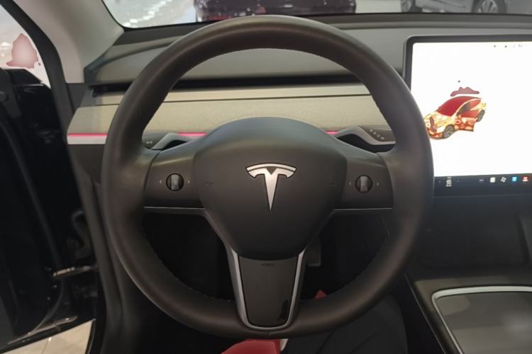 Used Tesla Model Y 2023 Rear-Wheel-Drive Version Steering Wheel