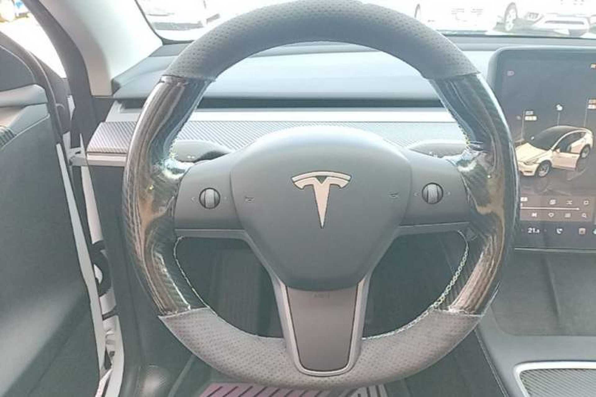 Used Tesla Model Y 2023 Rear-Wheel-Drive Version Steering Wheel