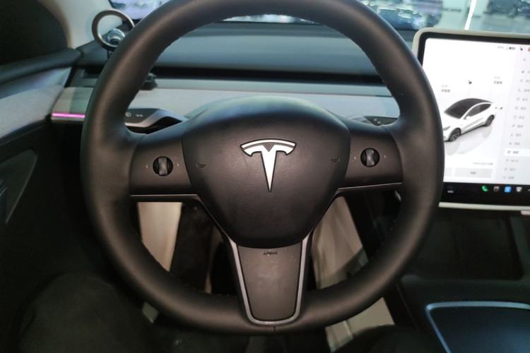 Used Tesla Model Y 2023 Rear-Wheel-Drive Version Steering Wheel