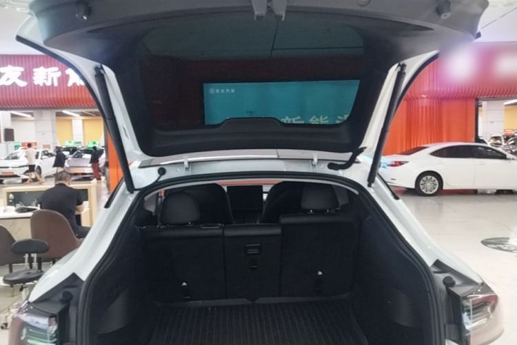 Used Tesla Model Y 2023 Rear-Wheel-Drive Version Trunk