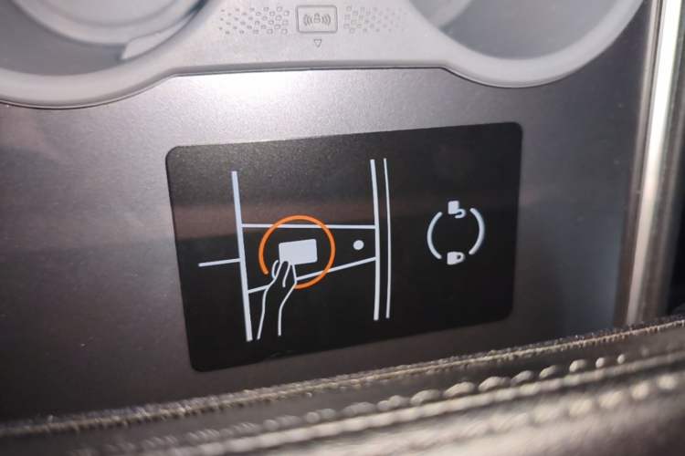 Used Tesla Model Y 2023 Rear-Wheel-Drive Version Vehicle Key