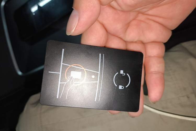 Used Tesla Model Y 2023 Rear-Wheel-Drive Version Vehicle Key