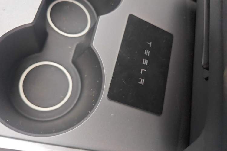 Used Tesla Model Y 2023 Rear-Wheel-Drive Version Vehicle Key
