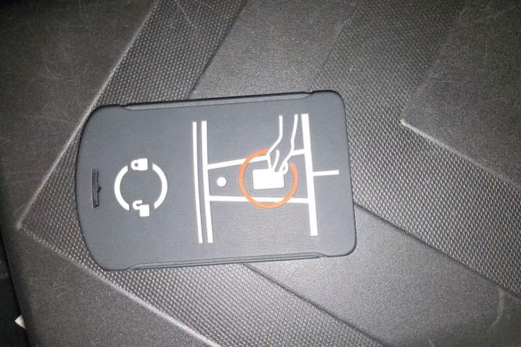Used Tesla Model Y 2023 Rear-Wheel-Drive Version Vehicle Key