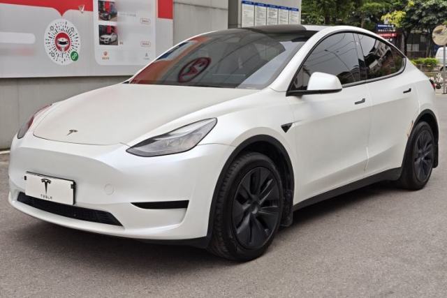 Used Tesla Model Y 2023 Rear-Wheel-Drive Version
